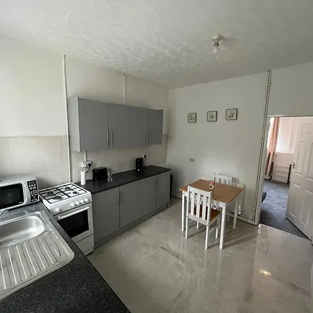 Cosy Home In Stoke On Trent Exterior photo