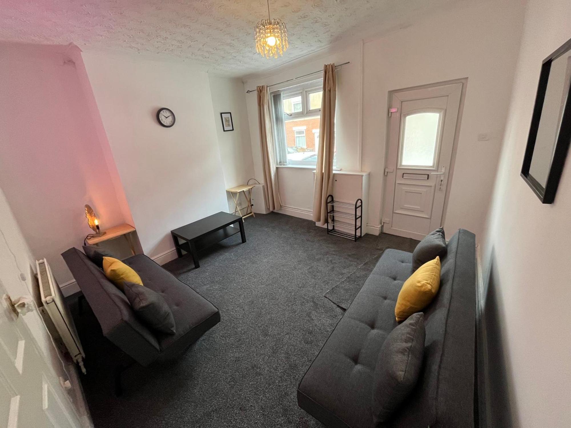 Cosy In On Trent Holiday home